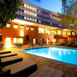 Sunsquare Gardens Otel